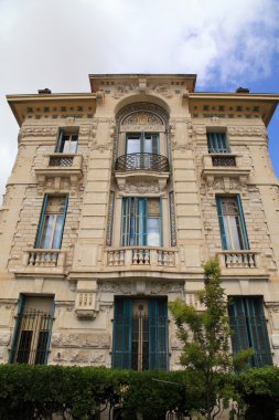 , güzel, belle epoque süslü taş binanın cote d'azur, Fransa.