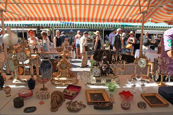 Marché d'antiquités à Nice, France — Photo