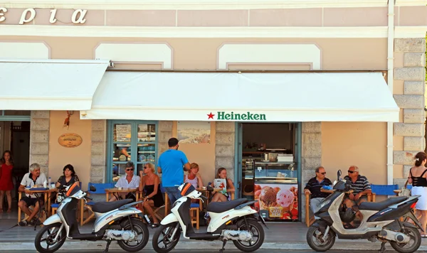 Outdoor cafe(Greece) — Stock Photo, Image