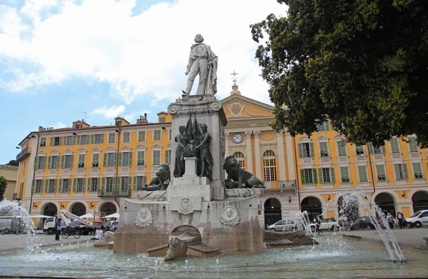 Statue von Garibaldi in schön, Frankreich. — Stockfoto