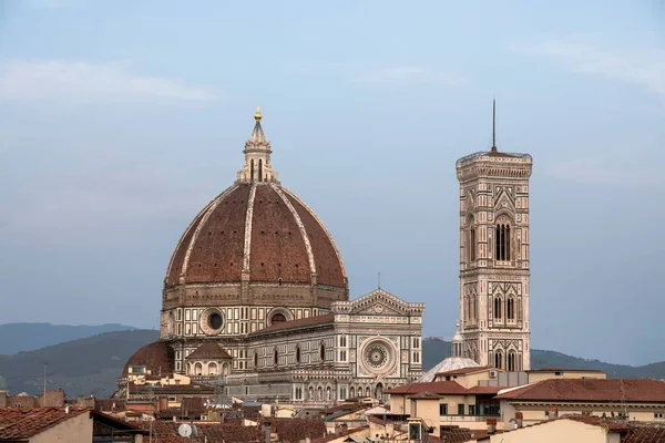 Vista Del Duomo Del Campanario Giotto Desde Los Tejados Florencia — Foto de Stock