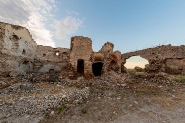 Puglia, İtalya 'daki antik Sant' Agata Manastırı manzarası