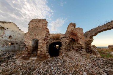 Puglia, İtalya 'daki antik Sant' Agata Manastırı manzarası