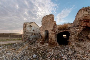 Puglia, İtalya 'daki antik Sant' Agata Manastırı manzarası