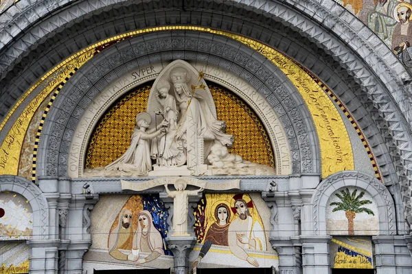 Lourdes Fransa Ekim 2021 Notre Dame Katedrali Lourdes Girişinde Dini — Stok fotoğraf