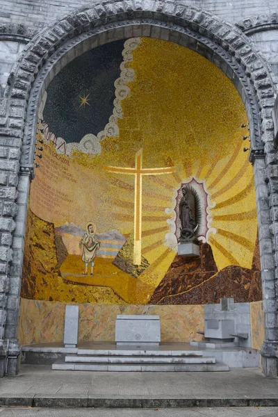 Lourdes França Outubro 2021 Arte Religiosa Mosaicos Entrada Catedral Santuário — Fotografia de Stock