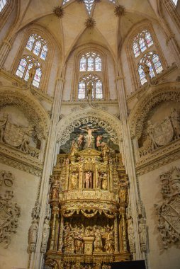 Burgos, İspanya - 16 Ekim 2021: Burgos Gotik Katedrali 'ndeki Condestable Şapeli Sunağı, Castilla Leon