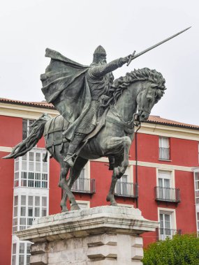 Burgos, İspanya - 16 Ekim 2021: Plaza Mio Cid 'deki El Cid Heykeli
