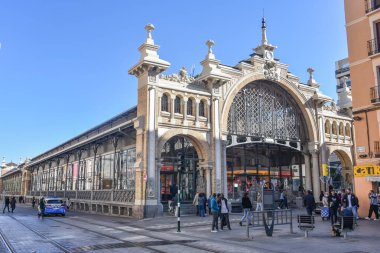 Zaragoza, İspanya - 23 Ekim 2021: Mercado de Lanuza, Zaragoza 'nın merkez pazarı
