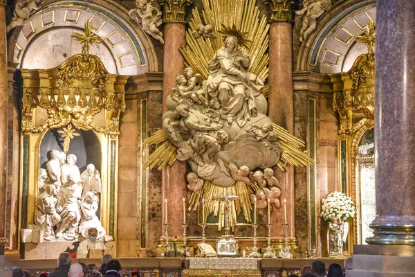 Zaragoza Spain Oct 2021 Mass Service Cathedral Basilica Del Pilar — Stock Photo, Image