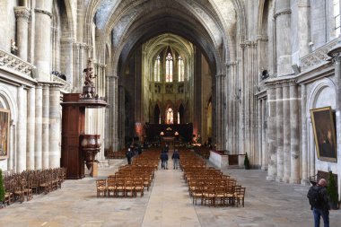 Bordeaux, Fransa - 7 Kasım 2021: Katedralin İçi Saint Andre (St. Andrews Katedrali), Bordeaux, Gironde, Aquitaine, Fransa