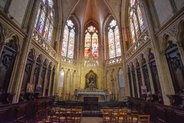 Bordeaux, Fransa - 7 Kasım 2021: Katedralin İçi Saint Andre (St. Andrews Katedrali), Bordeaux, Gironde, Aquitaine, Fransa