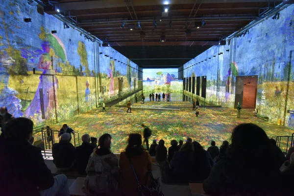 Bordeaux Frankreich Nov 2021 Immersive Kunstausstellungen Der Bassins Lumieres Boot — Stockfoto