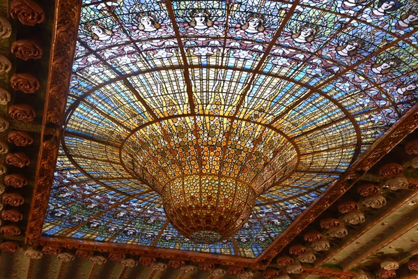 Barcelona Espanha Nov 2021 Teto Cúpula Vidro Manchado Palau Musica — Fotografia de Stock