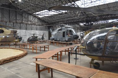 Dax, Fransa - 28 Nisan 2022: Musee de l 'ATAT et de l' helikoptertere Havacılık Müzesi