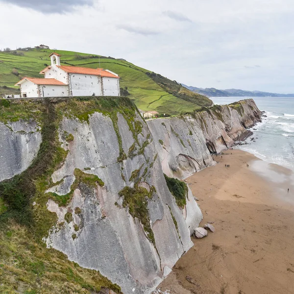 Bask Sahili 'nde Flysch Rock oluşumları. Zumaia, Gipuzkoa, İspanya
