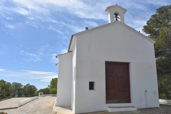 San Salvador Hermitage Une Petite Chapelle Blanche Surplombant Station Balnéaire — Photo