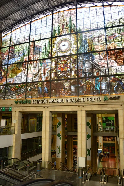 Bilbao Spanien April 2022 Glasfenster Bahnhof Abando Bilbao Spanien — Stockfoto