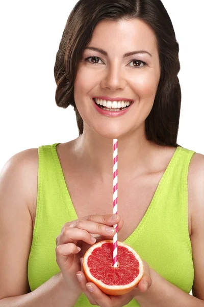 Completar em vitamina c para bela jovem mulher beber suco dir — Fotografia de Stock