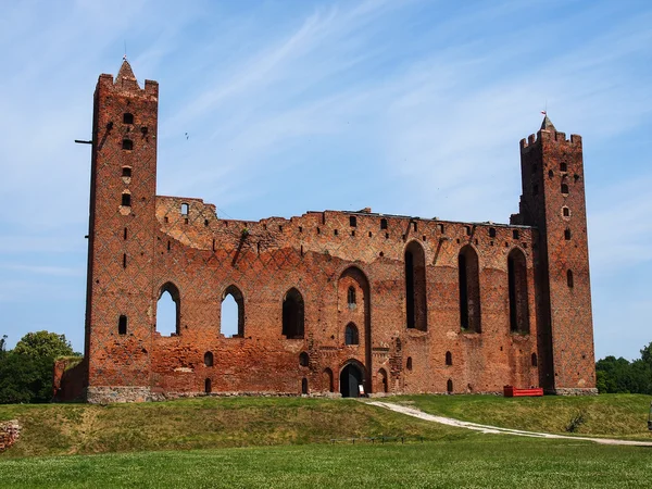 Ruïnes van het oude Duitse kasteel in radzyn chelminski, Polen — Stockfoto