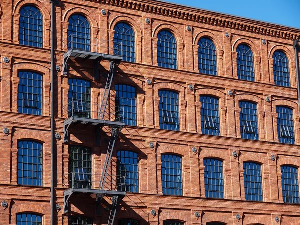 tarihi fabrika binası stili