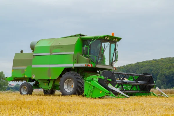 A harvester — Stock Photo, Image