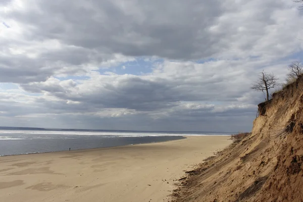 Costa salvaje del río Volga — Foto de Stock