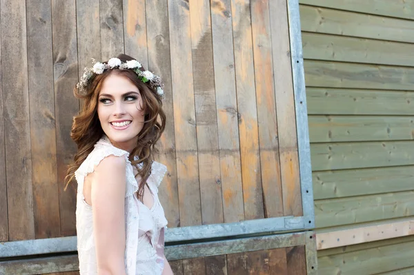 Beautiful Smiling Bride — Stock Photo, Image