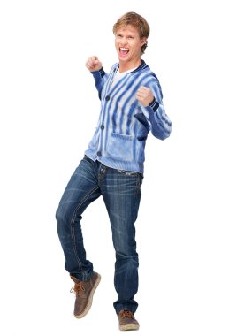 çekici bir adam yumruklarını pompalama