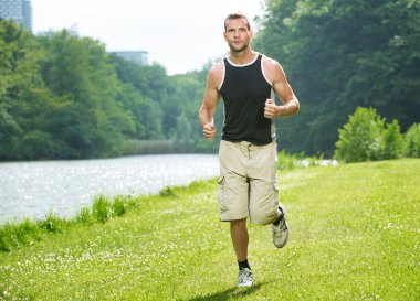 sağlıklı bir insan çalıştıran