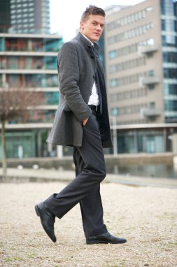 dışında yürüme işadamı