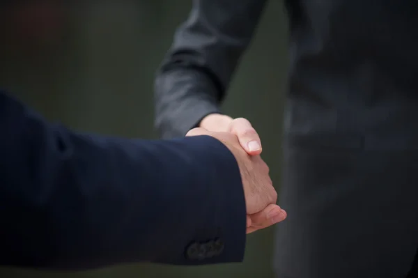 Business handshake showing trust and teamwork — Stock Photo, Image