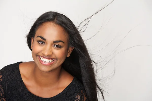 Portrait of a beautiful young woman laughing — Stock Photo, Image