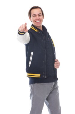 mutlu genç adam işaret eden bir parmağa portresi