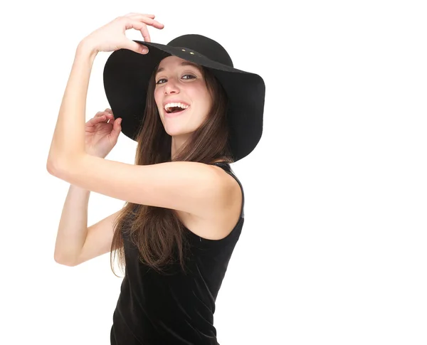 Jovem mulher elegante sorrindo com chapéu preto — Fotografia de Stock