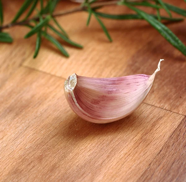 Um dente de alho — Fotografia de Stock