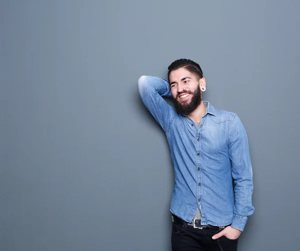 Homem com sorriso de barba — Fotografia de Stock