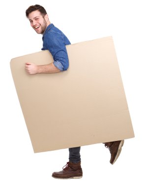 boş işareti ile yürüyen adam