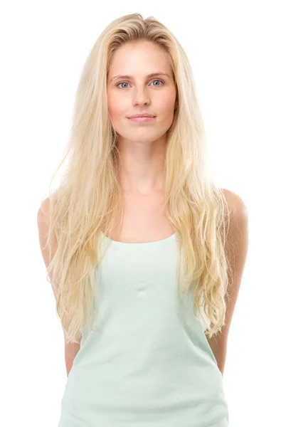 Porträtt av en vacker blond kvinna — Stockfoto