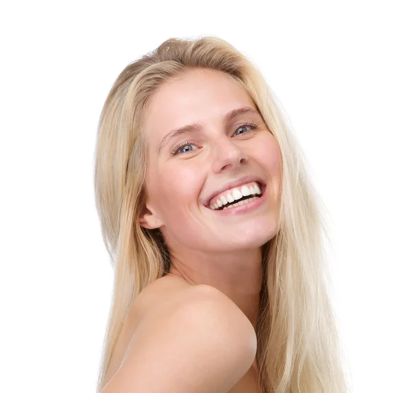 Närbild porträtt av en leende ung blond kvinna — Stockfoto