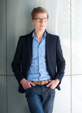 Genç bir iş adamının portresi