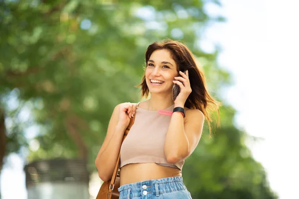 Portrait Beautiful Young Woman Walking Talking Cellphone City — Stock Photo, Image