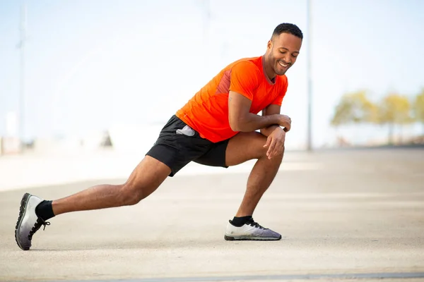 Happy Man Stretching Legs Warming Jogging Outdoors City — Stock Photo, Image