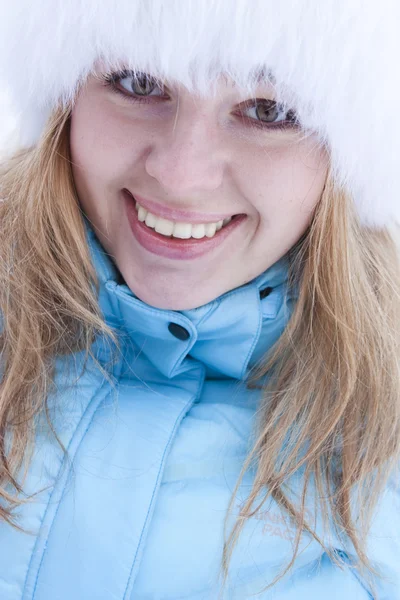 Beautiful winter girl. — Stock Photo, Image
