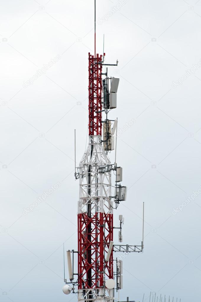Telecommunications antenna
