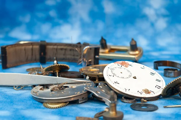 Reparatie van horloges — Stockfoto