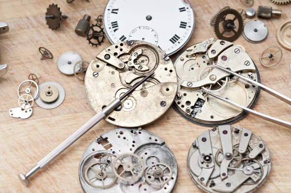 Riparazione di orologi — Foto Stock