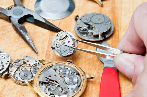 Reparación de relojes — Foto de Stock