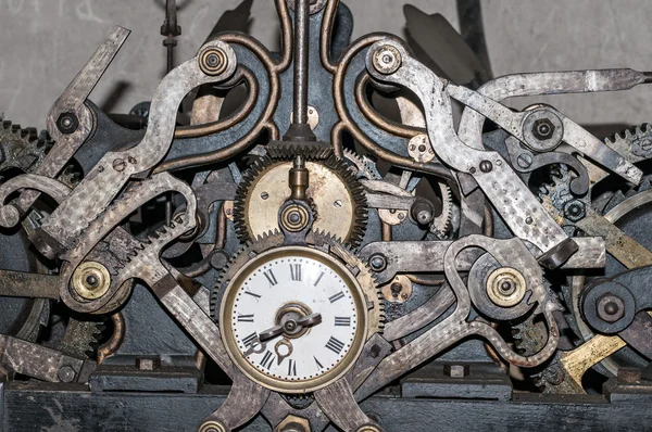 Kyrka klockan maskiner — Stockfoto