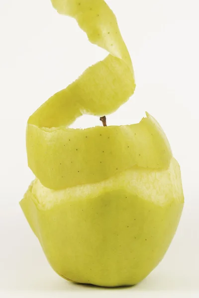 Peeling an apple — Stock Photo, Image